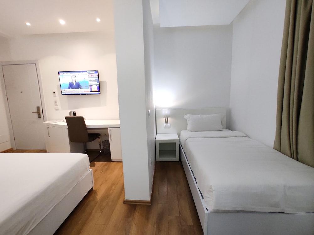 Hotel Prestige Durres Qerret