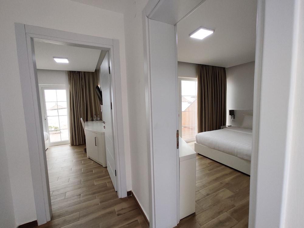 Prestige Durres Hotel 5*